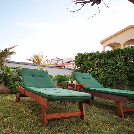 Holiday House Tara * Vir